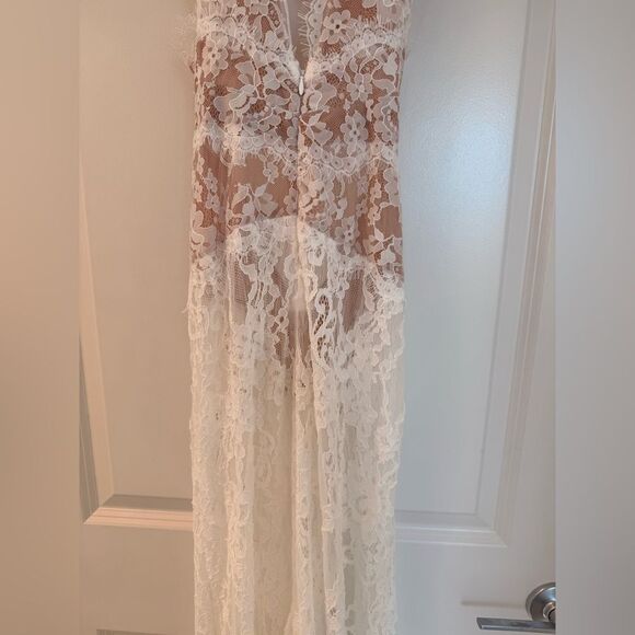 NWOT BRONX AND BANCO Naia Lace Gown in White Wedding Evening Gown - Picture 14 of 15